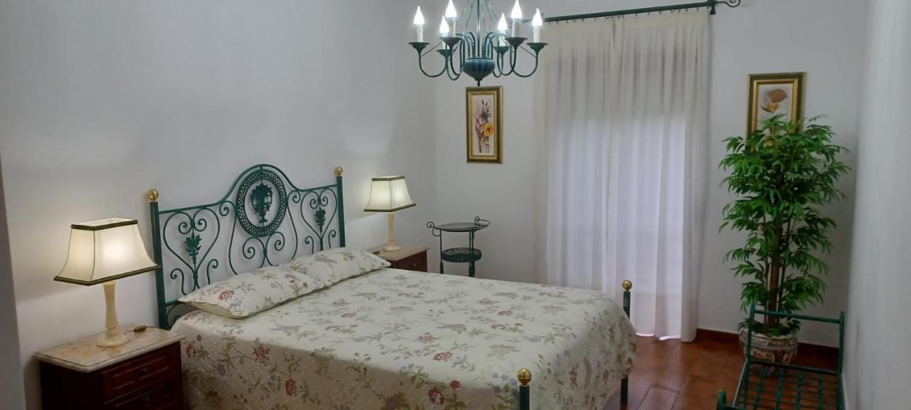 Elegant Sea View Apartment Nazaré Exteriér fotografie